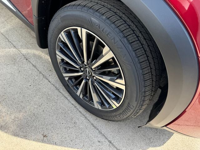 2026 Nissan Pathfinder — side profile view